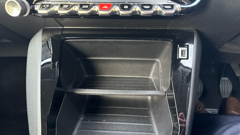 Peugeot 2008 1.2 PureTech Active Premium 5dr Petrol Estate